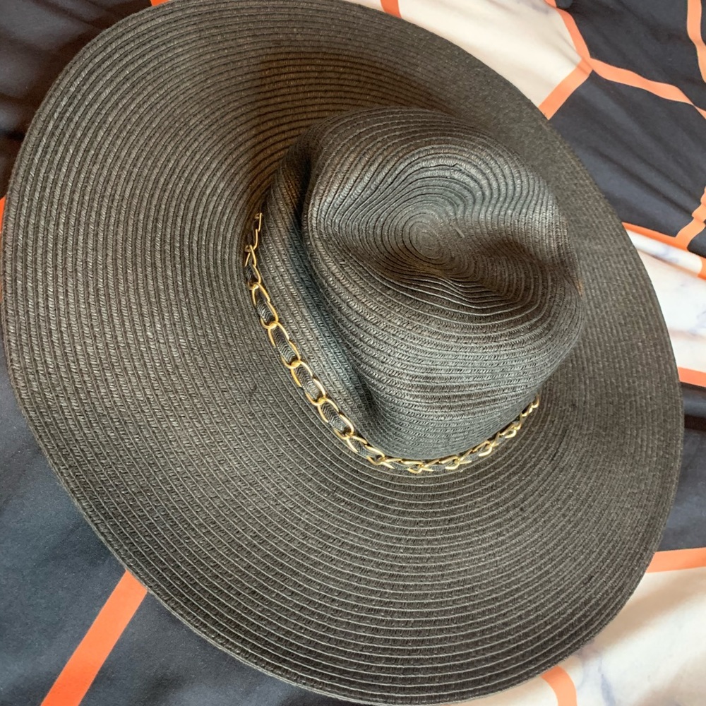 Never worn beach hat!